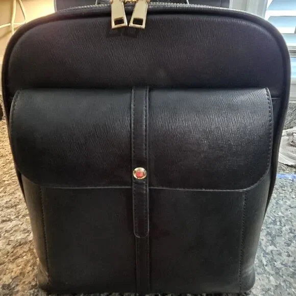 Miztique Black Vegan Backpack Purse/Gold Zipper/snap front pocket/pockets inside - Picture 1 of 9